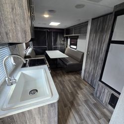 Rv Travel Trailer Toy Hauler 2020 21 Ft 