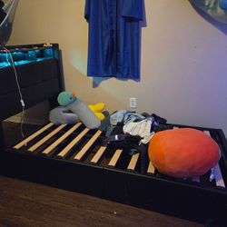 Twin Size Storage Bed