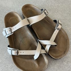 Women’s Birkenstock Arizona EVA Sandals-Stone