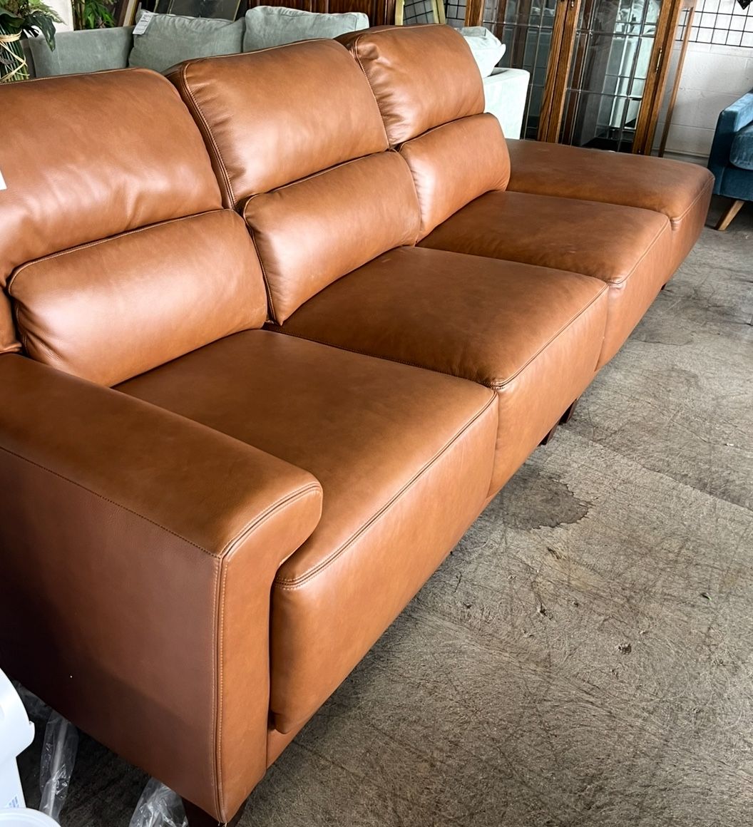 2 Piece Sofa Lazy Boy New 1000.00 