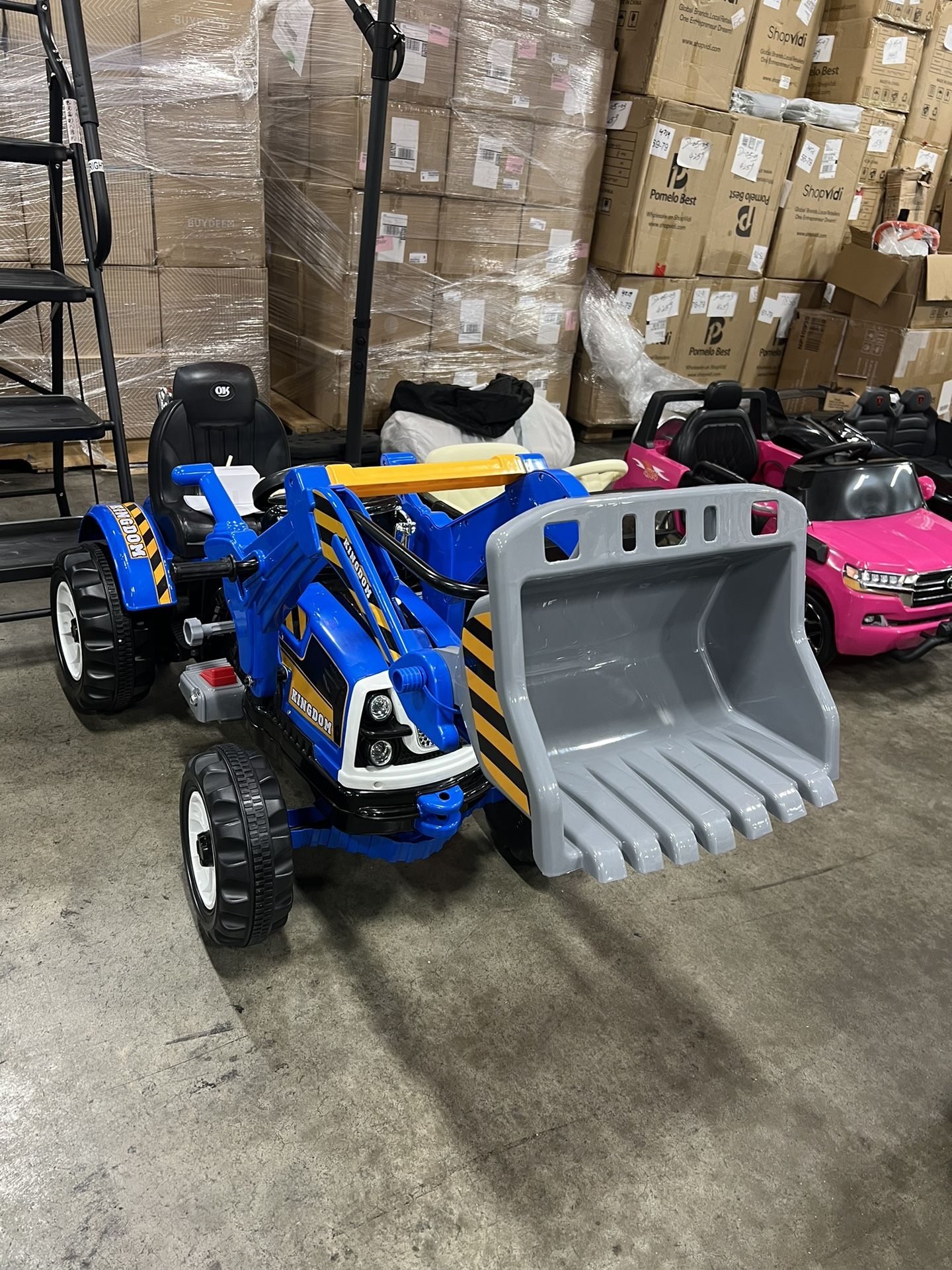 Kids Ride On Tractor / Los niños van en un tractor