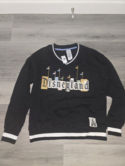 Disneyland marquee sweater black V neck 