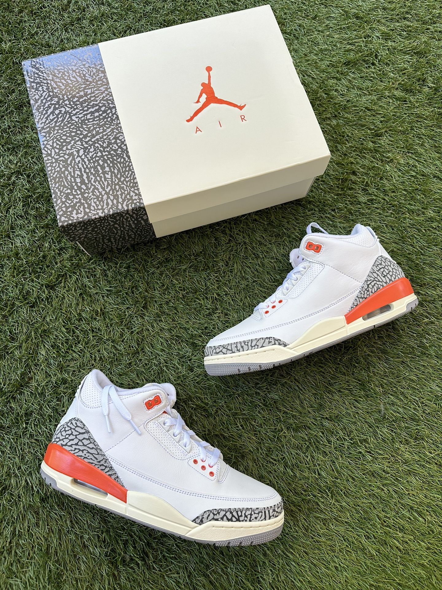 Jordan 3 Retro Georgia Peach