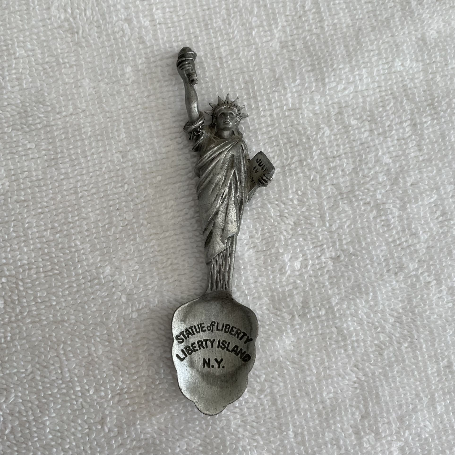 Statue of Liberty Vintage Full Figure Fort Pewter Collectable Spoon