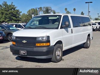 2022 Chevrolet Express Passenger