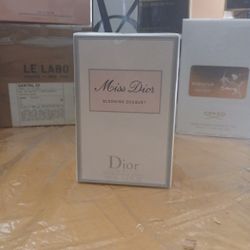 Fragances/perfumes