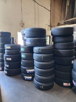 215 65 16 New Tires Set 