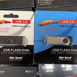 USB Flash Disk 3.0 1TB. Best Quality