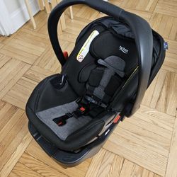 Britax B Safe 35 Infant Car Seat