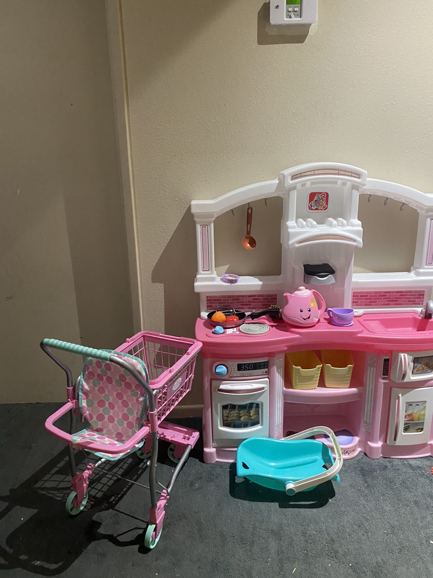 Play Kitchen