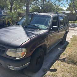 1999 ford explorer