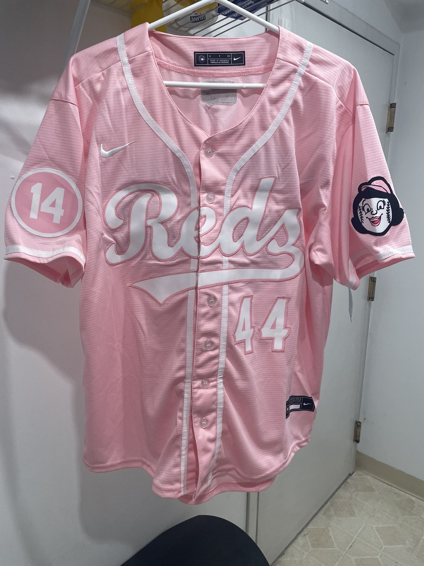 Ladies Cincinnati Reds Pink De La Cruz stitched jerseys message for size Availability