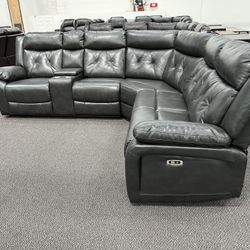 New Power Reclining Sectional.  Grey Or Brown Gel Leatherette.  110” X 98”.  Free Delivery!