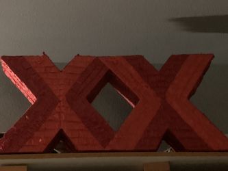 Dos Equis Pińata