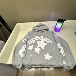 Grey Beluga Sp5der hoodie (Size Medium)