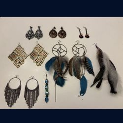 Lot of 6 Pairs of Earrings & 2 Single Earrings 