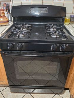 GE Black Gas Range Stove