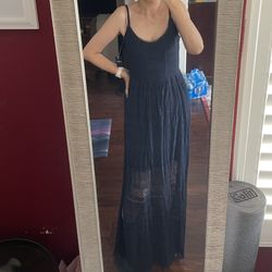 Hollister NWT long skirt dress size large in navy blue lace total 60 inches long