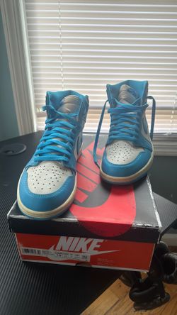 Air Jordan 1 Retro High OG (SIZE:10)