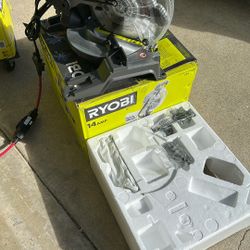 RYOBI 14 Amp Corded 10 in. Compound Miter Saw with LED Cutline Indicator