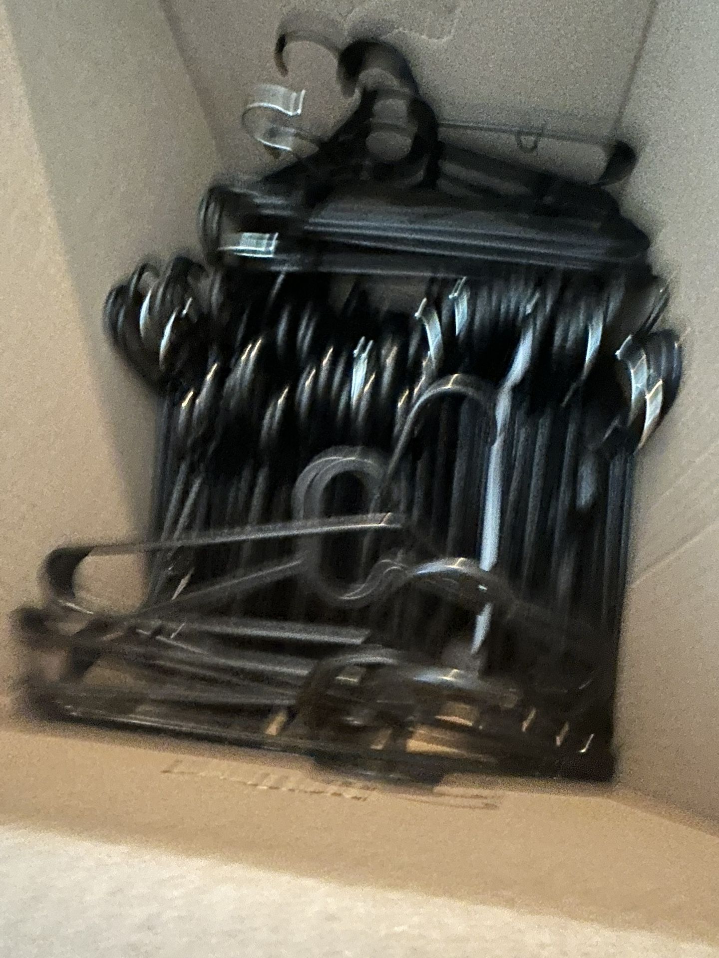 200+ Hangers