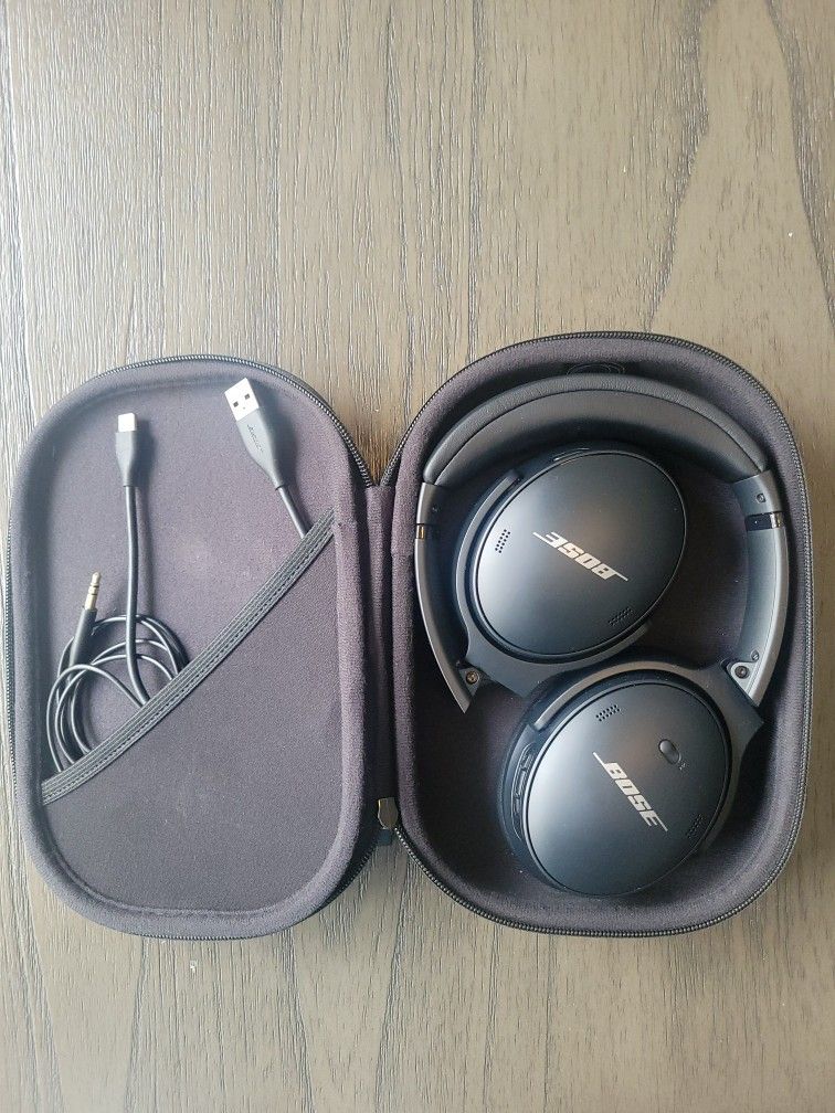 Bose QuietComfort 45 Wireless Headphones