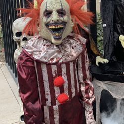 Halloween Costume Size S (6-7)