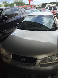 Nissan Sentra 2000