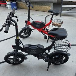 Windhorse Electric Bikes Red And Black New 22mph 35 Mile Distance 