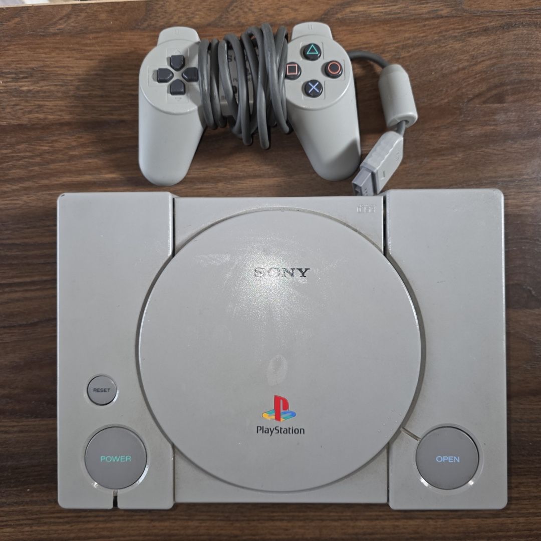 PS1 With 3 Controllers & 4 Games!!!!