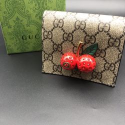 gucci GG Supreme Canvas Cherry card case wallet