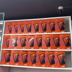 Amazon Fire HD Tablet 8 (Retails $129.99) Take It Home In Payments/ llévalo a casa en pagos 