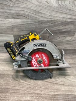 DeWalt DCS573 20V MAX Circular Saw – Brushless | 7-1/4" | FlexVolt Advantage – A1D024342