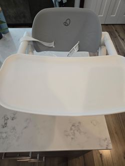 Portable baby dining booster chair