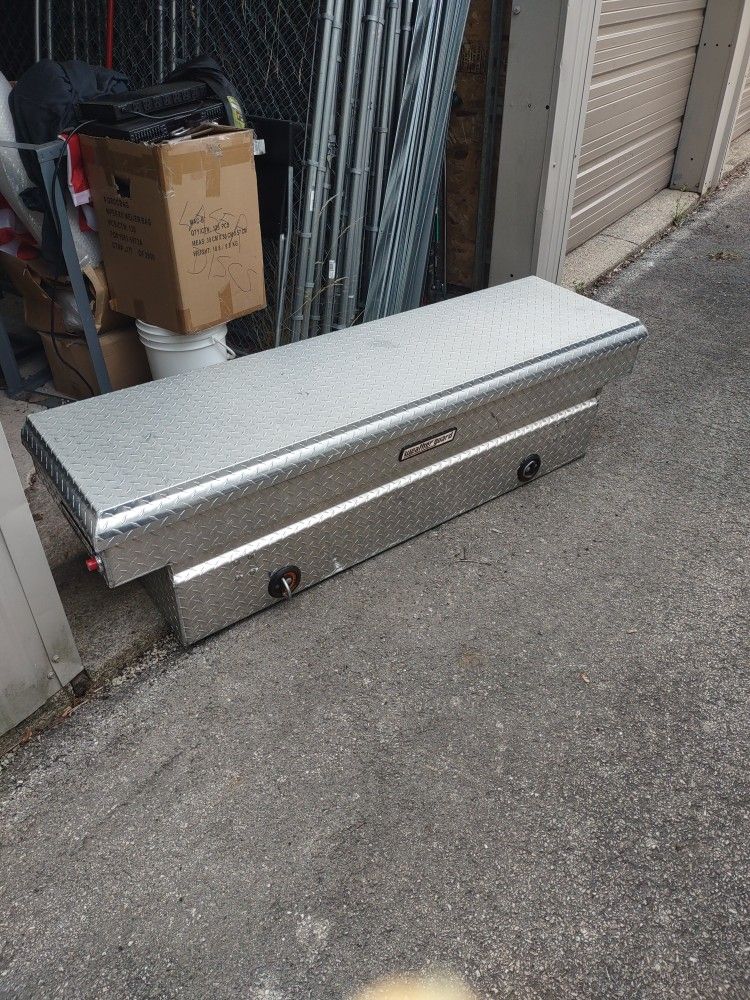 Weather guard Diamond Plate Pickup Toolbox