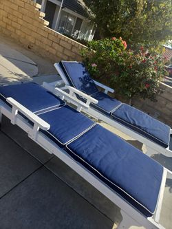 Pool lounge