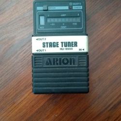 Arion Stage Tuner Pedal Board