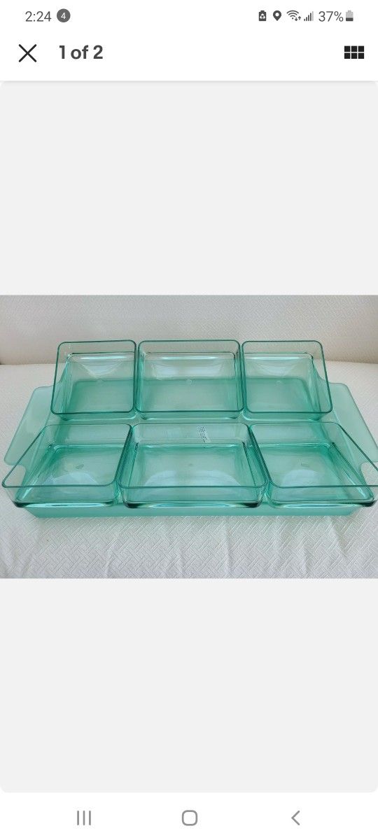 Party Tray with 6 Dividers/Serving Bowls