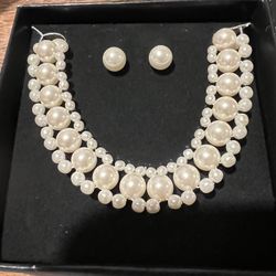 Necklace And Earrings 