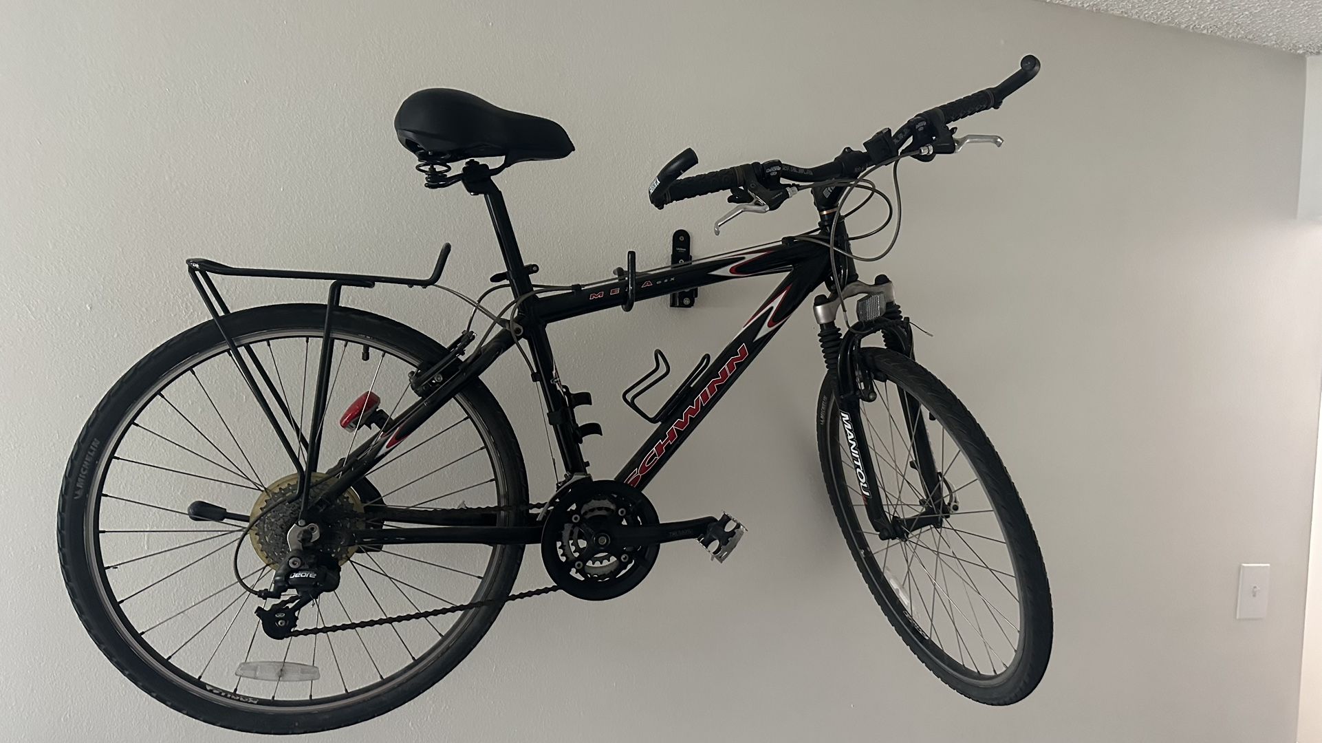 Schwinn Mesa GS – Hybrid Bike