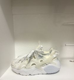 Nike Wmns Air Huarache Summit White Sail