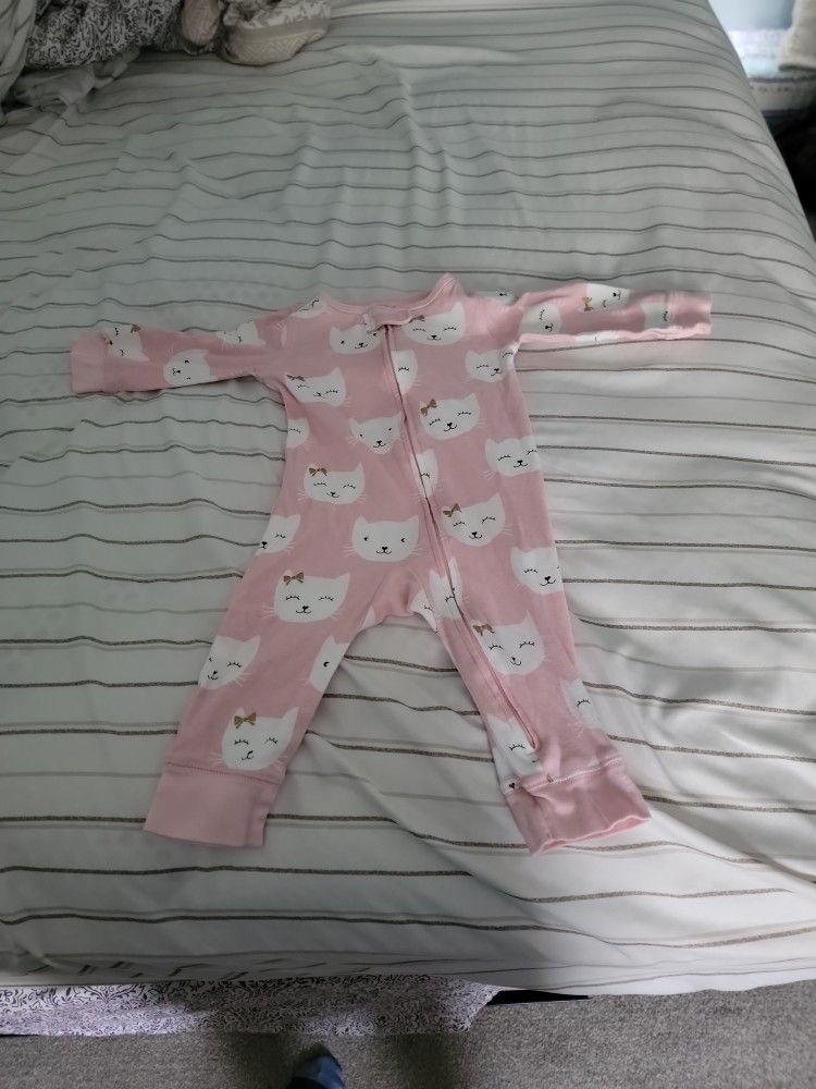 Baby Girls Size 9 Months Pajamas