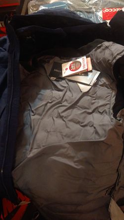 BRAND NEW MEN MARMOT COAT WITH VEST