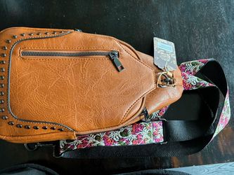 Small leather hand bag