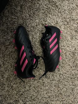 Adidas Pink Soccer Cleats 