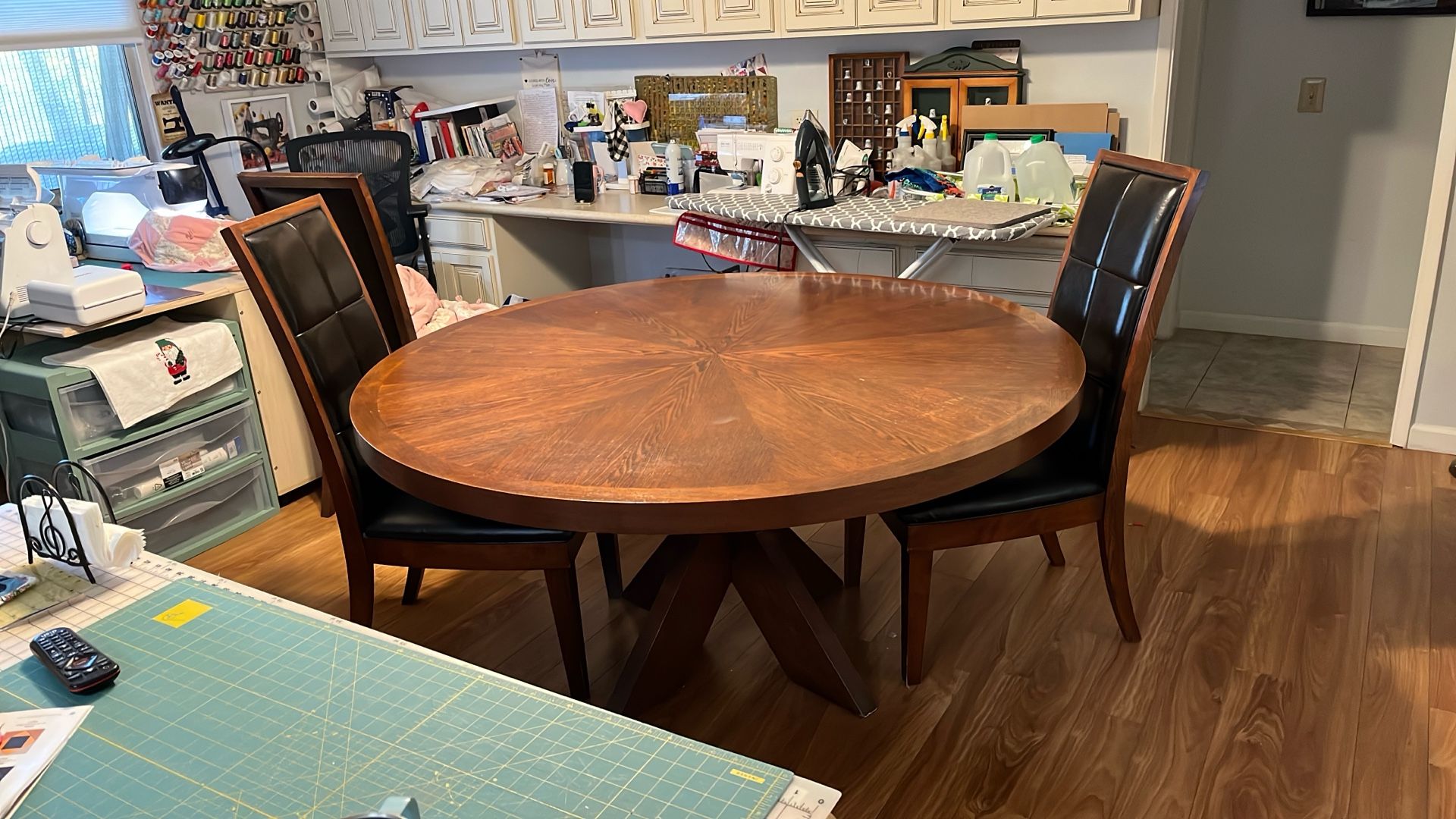 60” Round Dining Table