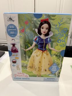 Disney Store Snow White Doll w/ Accessories – New in Box