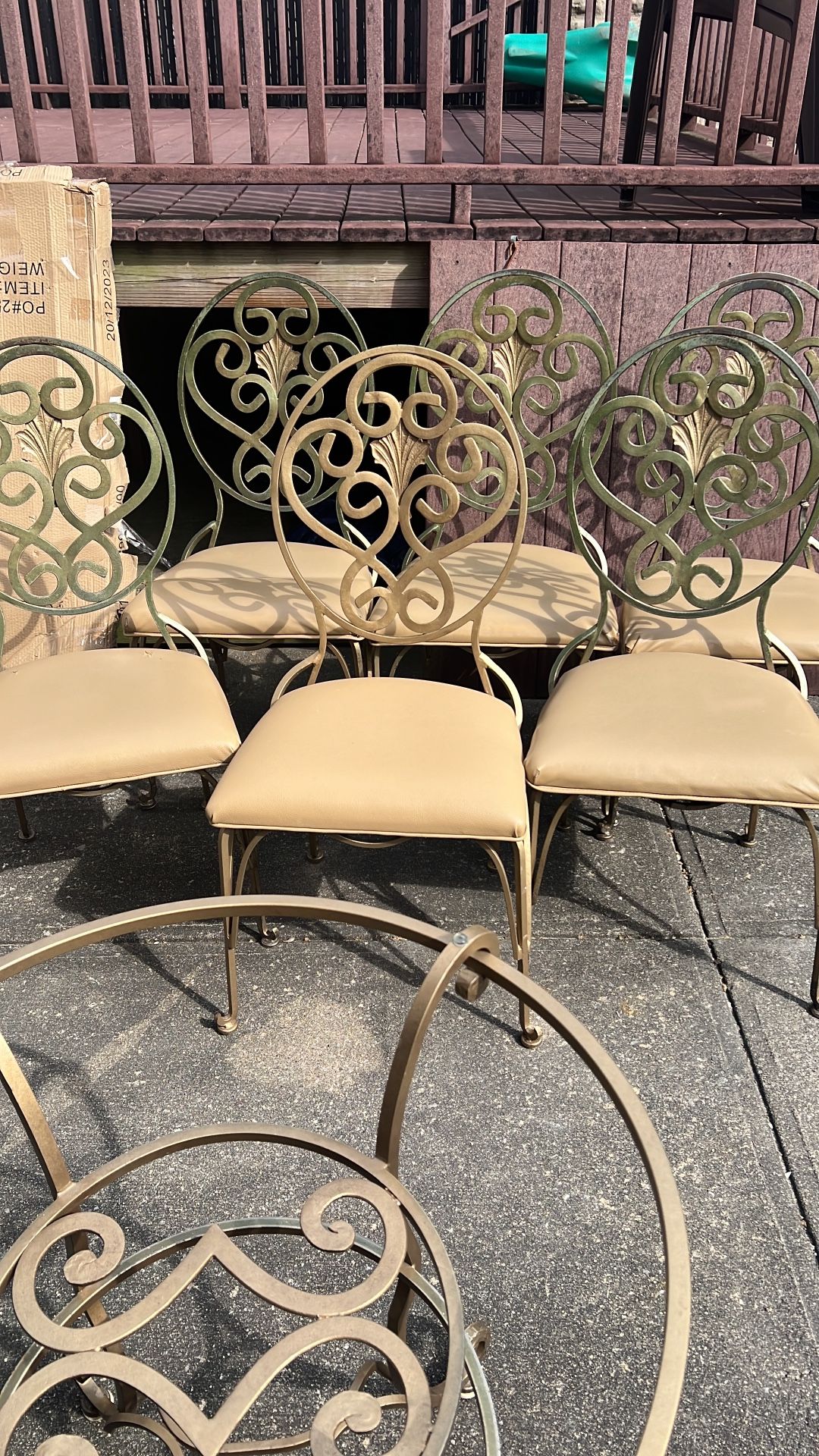 Wrought Iron Kitchen Table /6 Chairs
