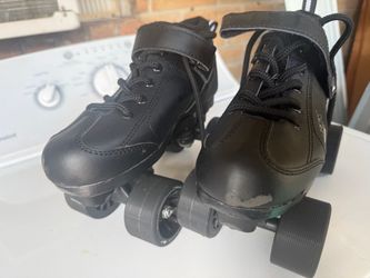 Black GTX-500 Quad Roller Speed Skates