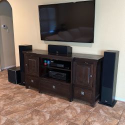 Entertainment Center/Audio Speakers (Receiver & Sub)